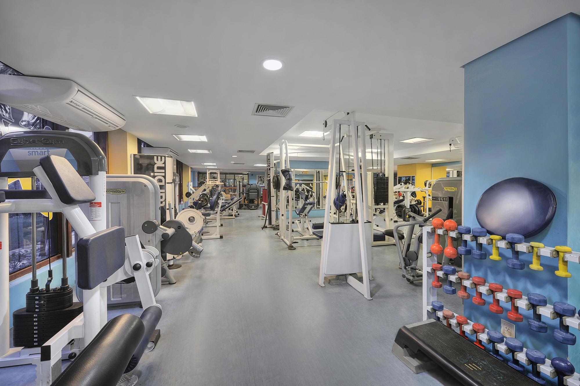 Hotel Deville Prime 살바도르 외부 사진 The gym at the University of Bath